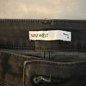 Kohl's Gray Clothing Care Tag Detail
